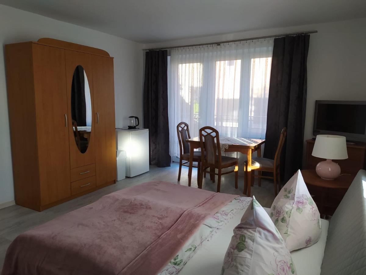 Appartamento Mocik Jastrzębia Góra Esterno foto